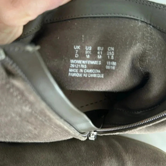 Clark’s Women’s Boots Size 9.5 - Picture 9 of 9